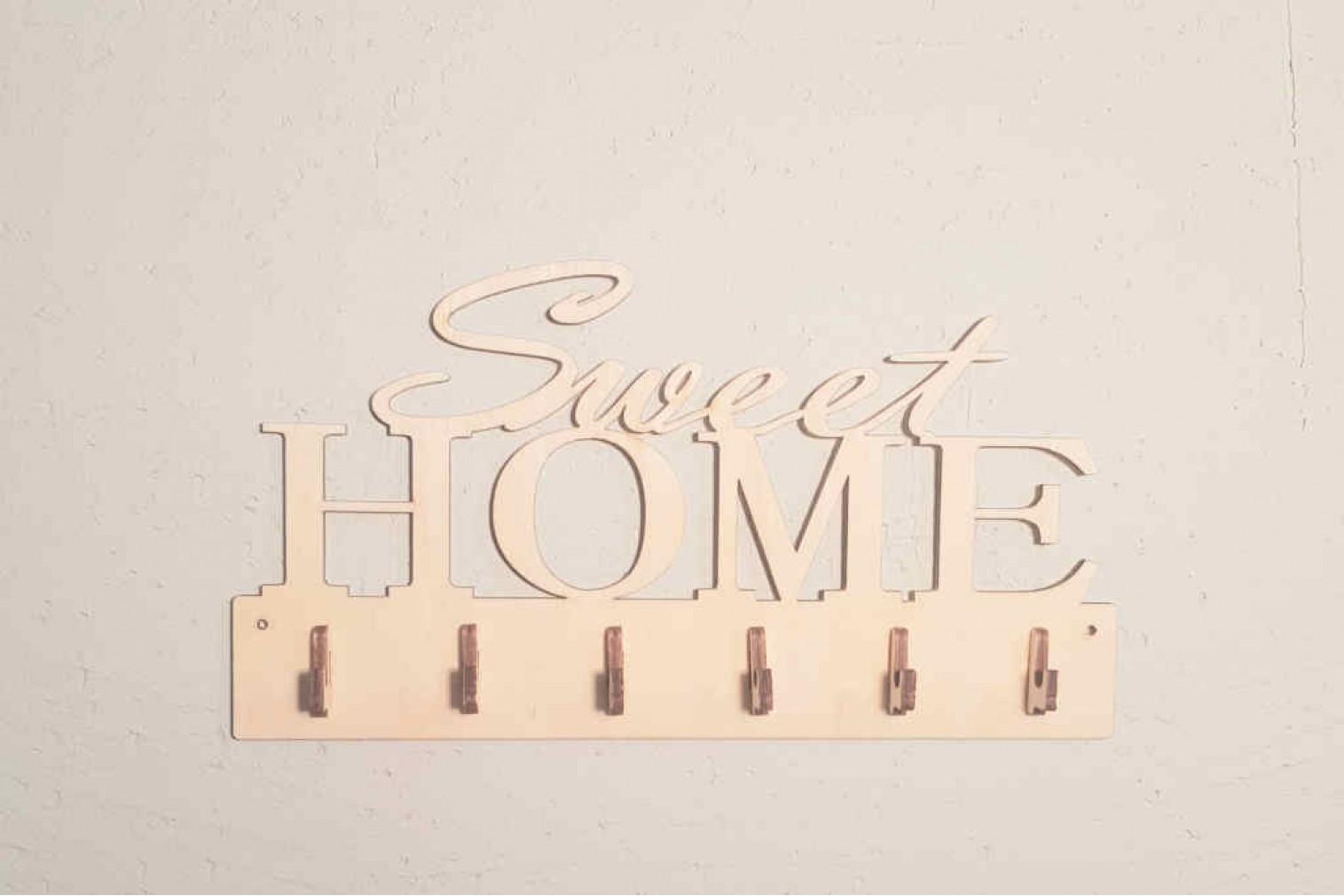 Key hanger "Sweet Home" (bright)